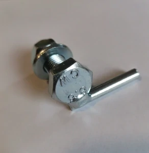 Skrutka M12x30 8G, ZN