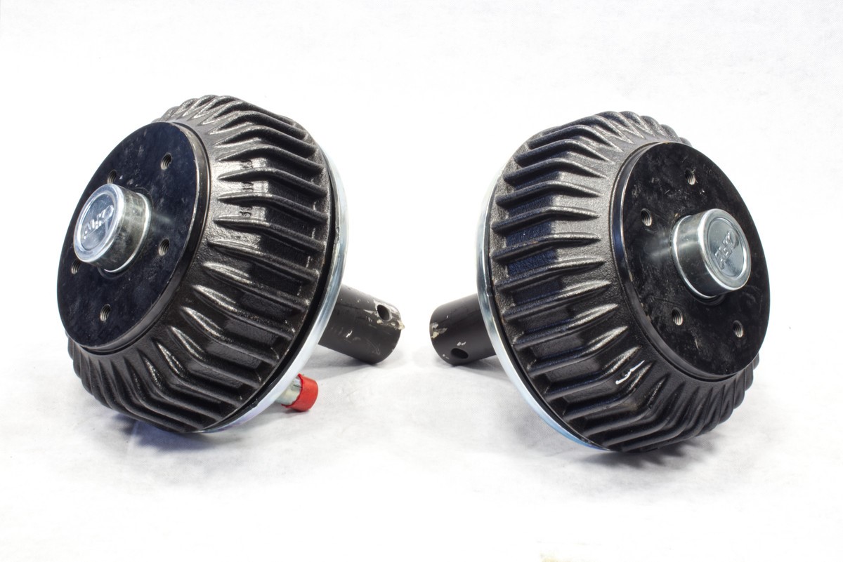 Súprava brzdených kolesových jednotiek AL-KO pre nápravy STARR BS 1500 kg , 112x5/2 ks