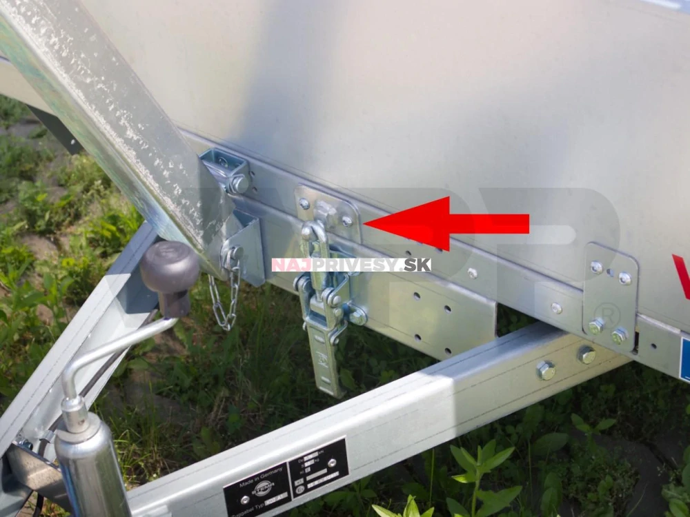 Záver bočníc - protikus k liatinovým prackám (Stema)