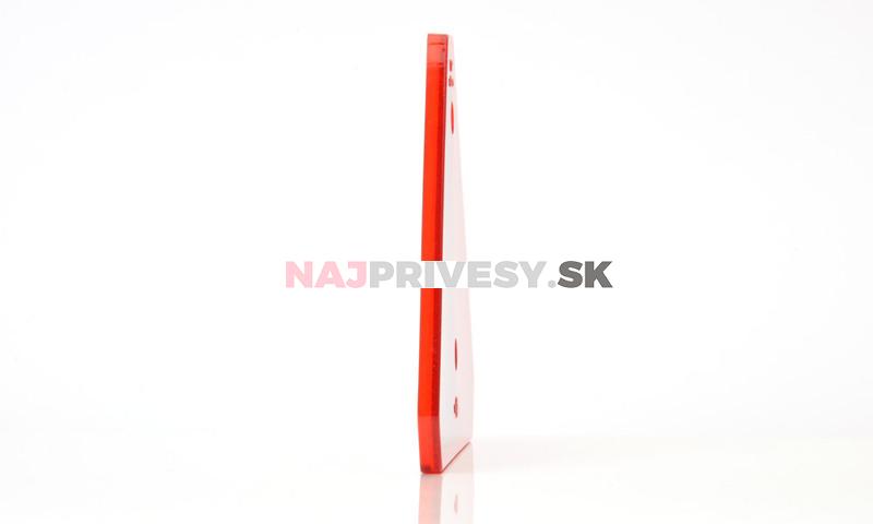 Odrazový trojuholník 143x125 mm s otvormi