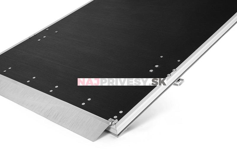 Skriňový príves Brenderup CD260WBR 1300 kg, 260x155x150 cm RAMPA