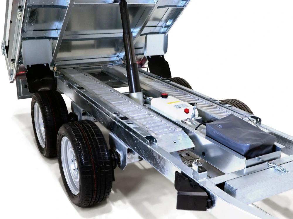 Hydraulický sklápač Brenderup BT4310TB 2700kg+integrované ALU nájazdy